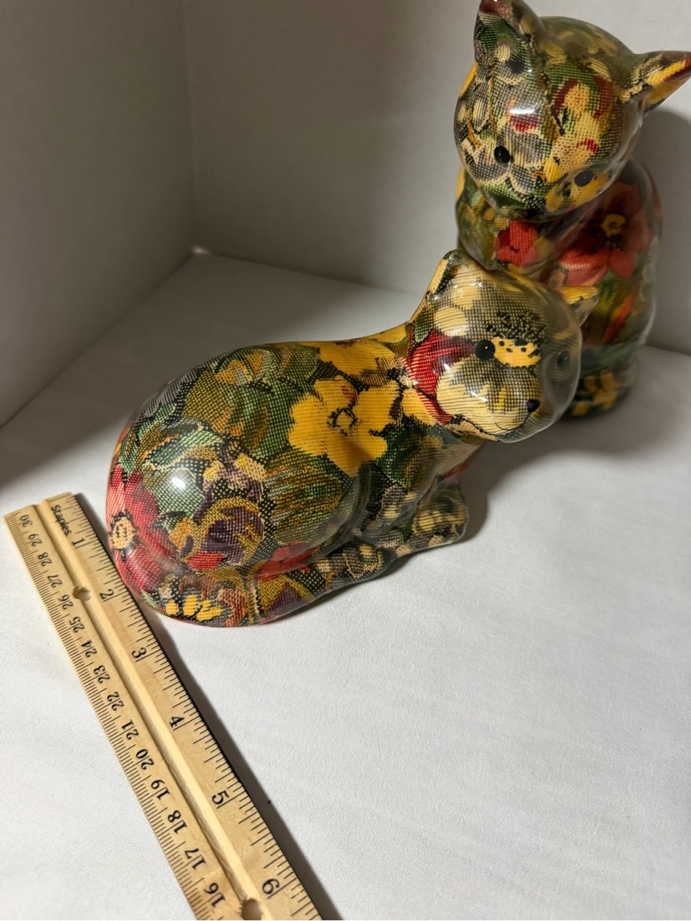 Vintage floral decoupage ceramic cat figurines grandma core patchwork style GUC - Picture 13 of 15